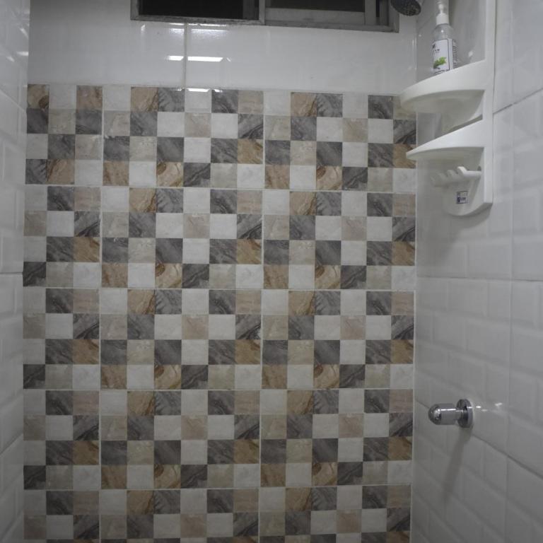 Alojamiento en Guayaquil - House in Guayaquil - Three-Bedroom House - 16