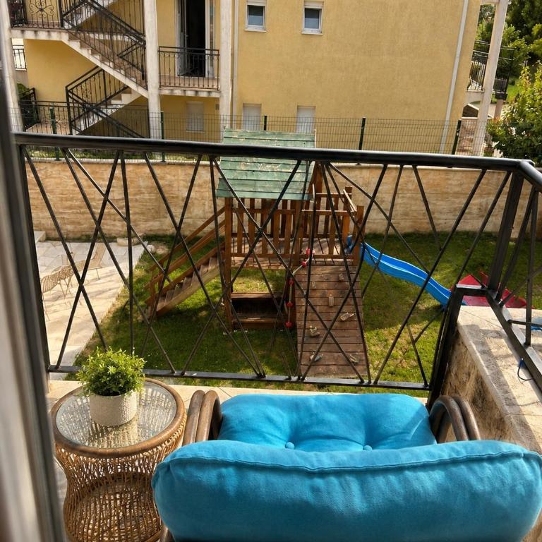Private luxurious house with pool and garden - Vila - 7