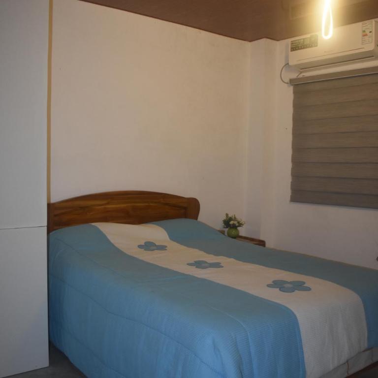 Alojamiento en Guayaquil - House in Guayaquil - Three-Bedroom House - 21