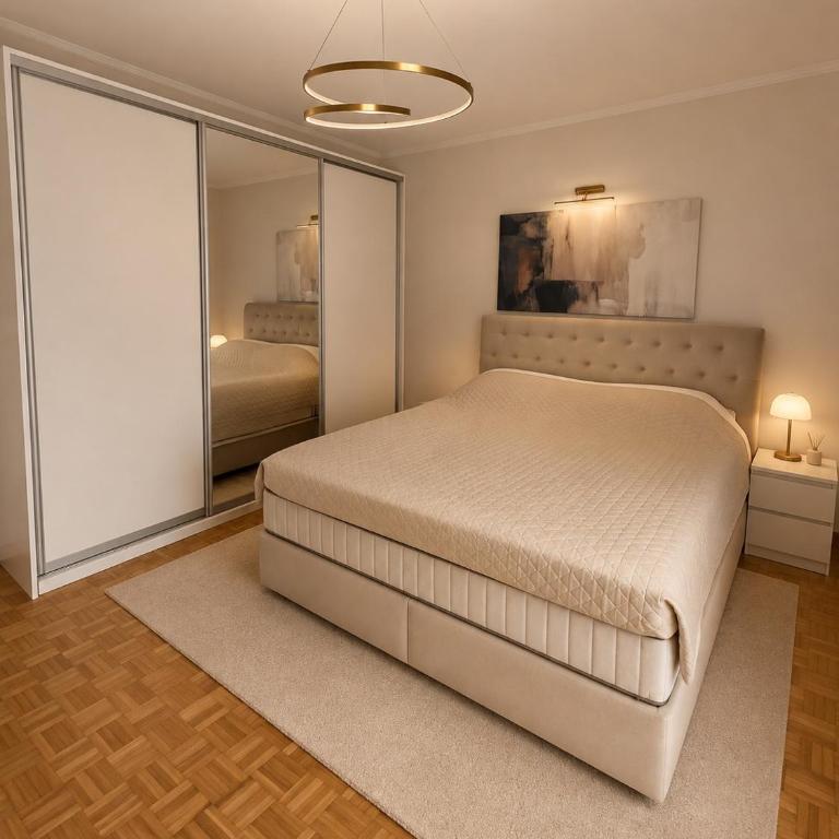 Private luxurious house with pool and garden - Vila - 36