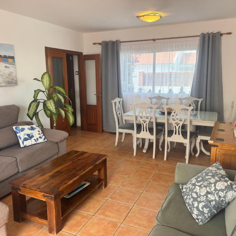 Casa Bonita - Beautiful 3 Bed Villa with Private Heated Pool and Fibre Wifi - Casa con 3 Camere da Letto - 7