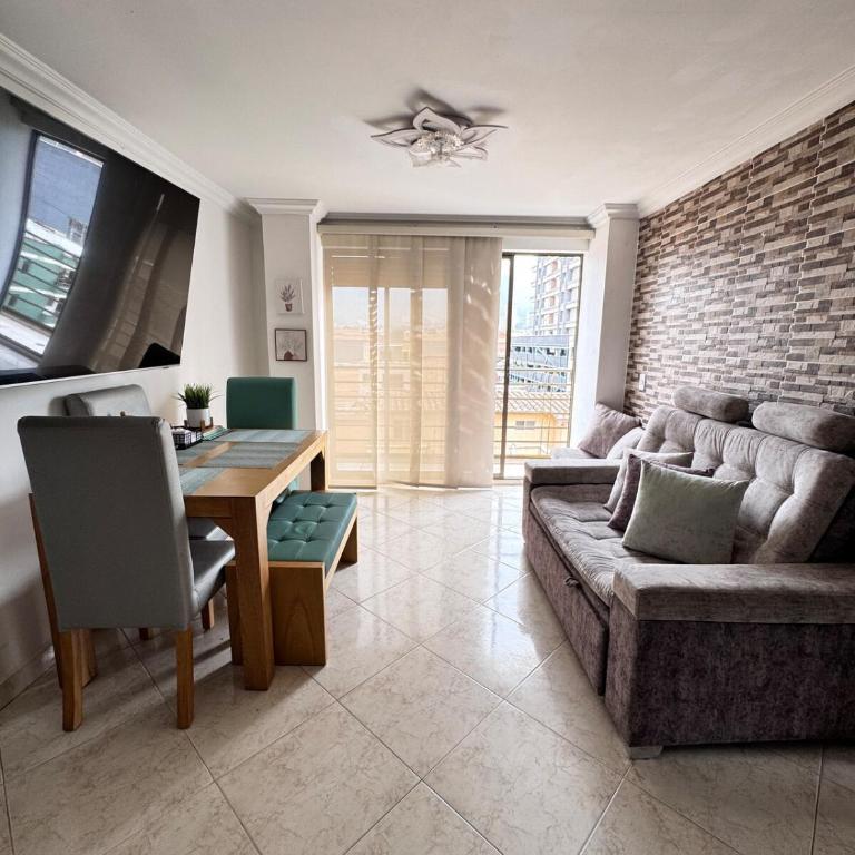 Modern Apartment in Itagui - Two-Bedroom Standard Apartment - 20