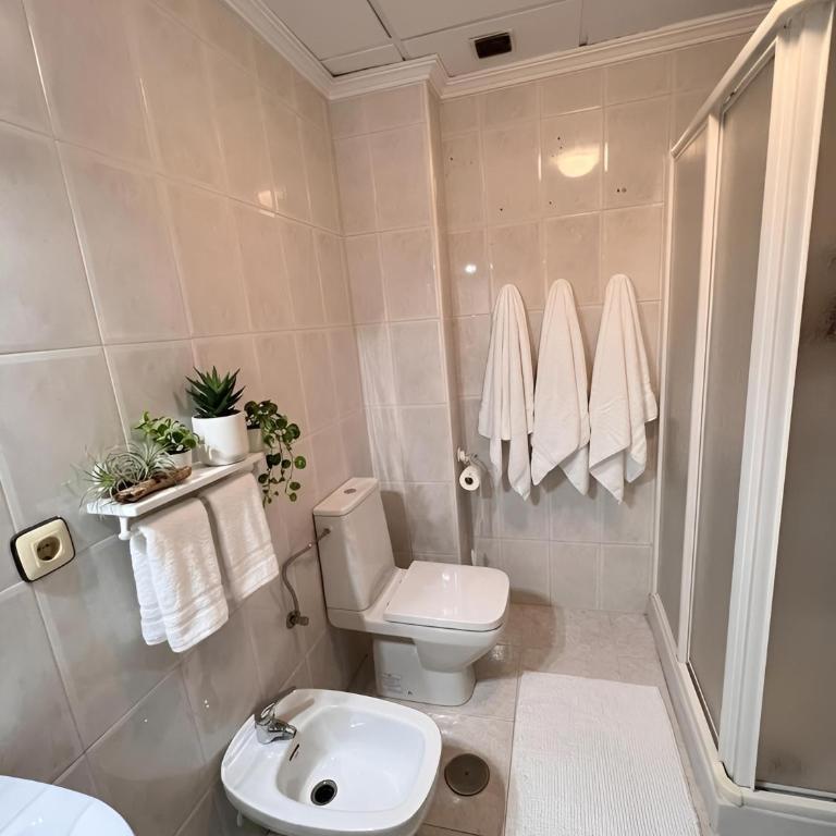Serene Near the Beach Retreat - Apartment mit 2 Schlafzimmern - 3