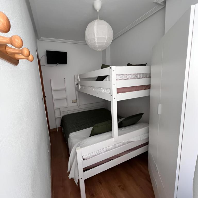 Serene Near the Beach Retreat - Apartment mit 2 Schlafzimmern - 10
