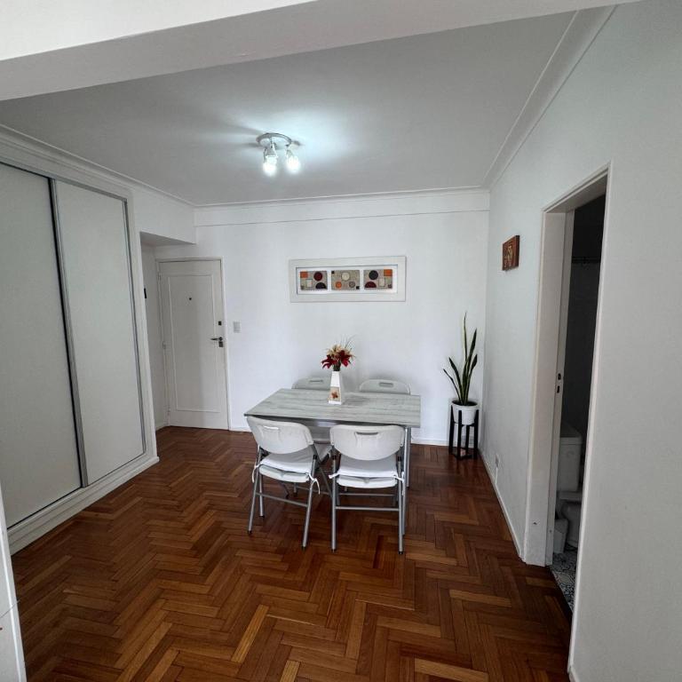 Departamento Zona Guemes a pasos del Shopping Aldrey WiFi Balcón - Apartamento de 1 dormitorio - 6
