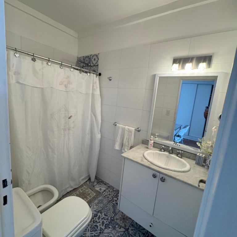 Departamento Zona Guemes a pasos del Shopping Aldrey WiFi Balcón - Apartamento de 1 dormitorio - 12