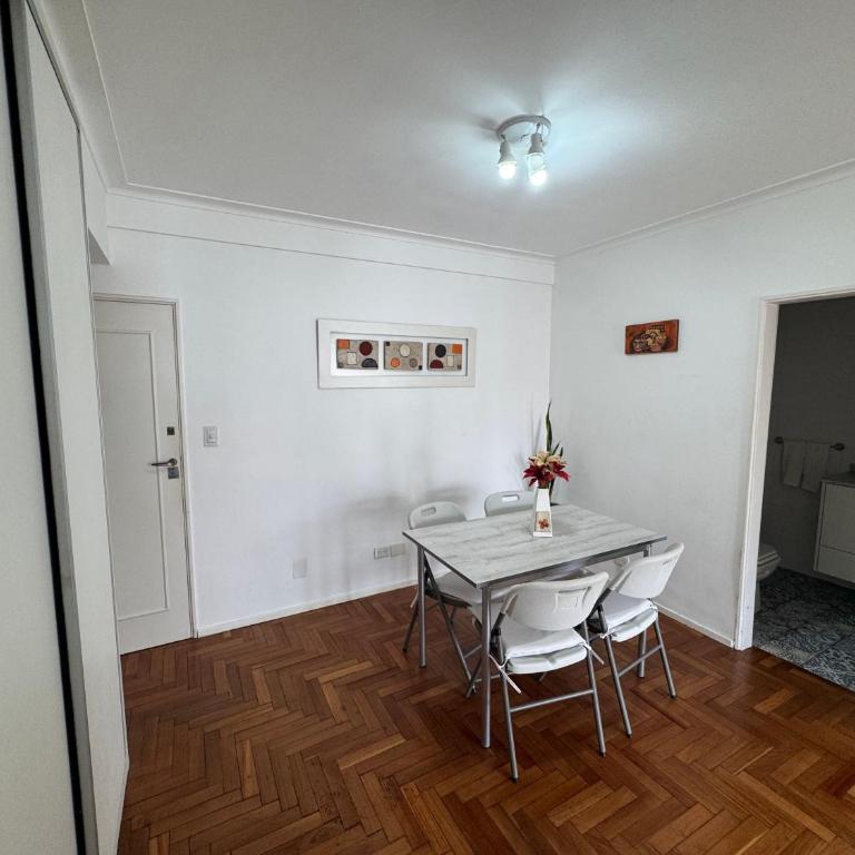 Departamento Zona Guemes a pasos del Shopping Aldrey WiFi Balcón - Apartamento de 1 dormitorio - 5