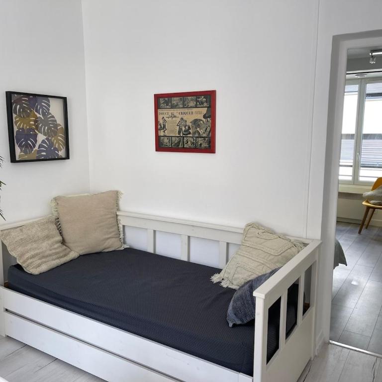 Cozy Flat in La Butte Aux Cailles - One-Bedroom Apartment - 2