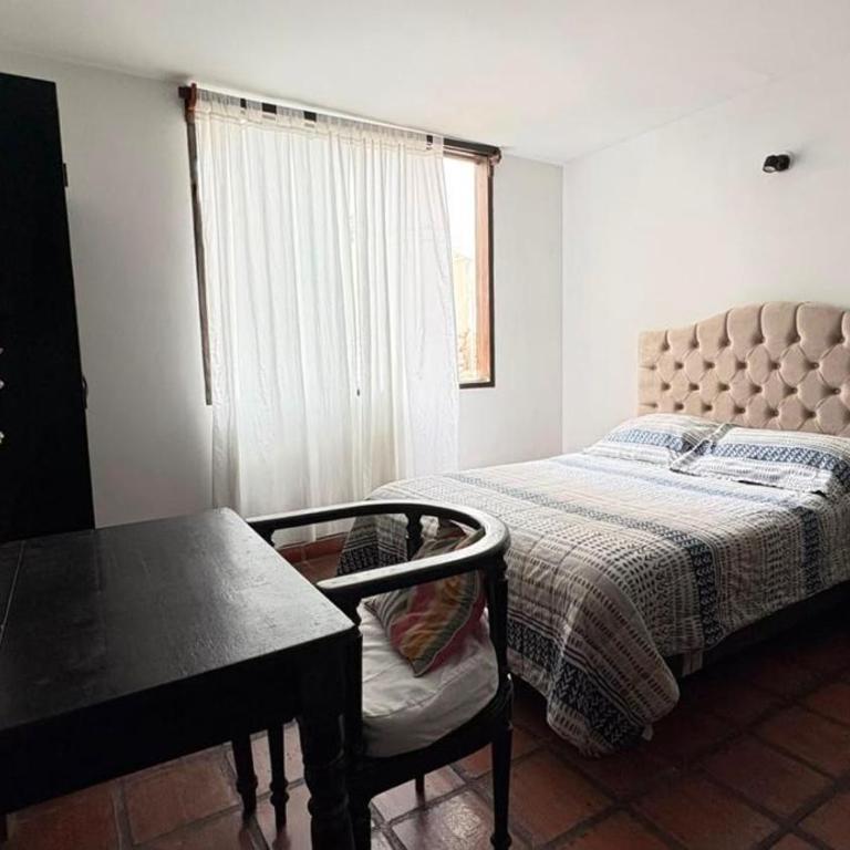 Club Colonial Hotel - Budget Double Room - 4