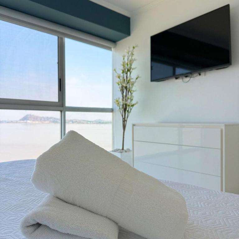 Suite amplia con vista panorámica al río con piscina RF1-605 - One-Bedroom Apartment with River View - 8