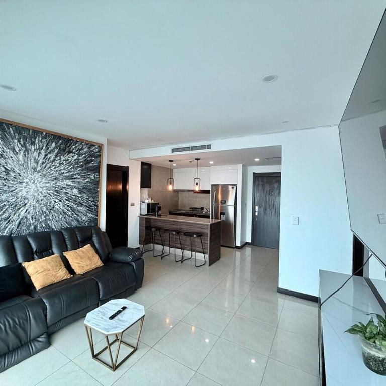 Lujoso departamento vista al río dos dormitorios RF1-202 - Two-Bedroom Apartment with River View - 1