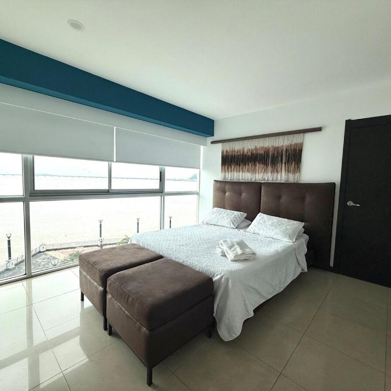 Lujoso departamento vista al río dos dormitorios RF1-202 - Two-Bedroom Apartment with River View - 11