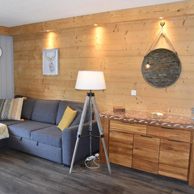 Appartement avec balcon et vue sur montagne - FR-1-266-275 - Apartamento - 2