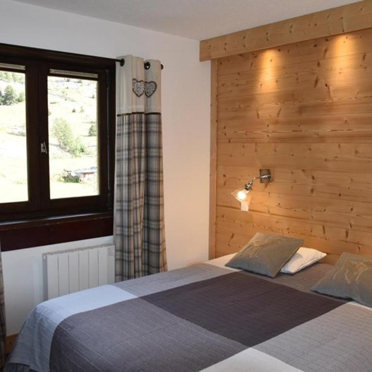 Appartement avec balcon et vue sur montagne - FR-1-266-275 - Apartamento - 5