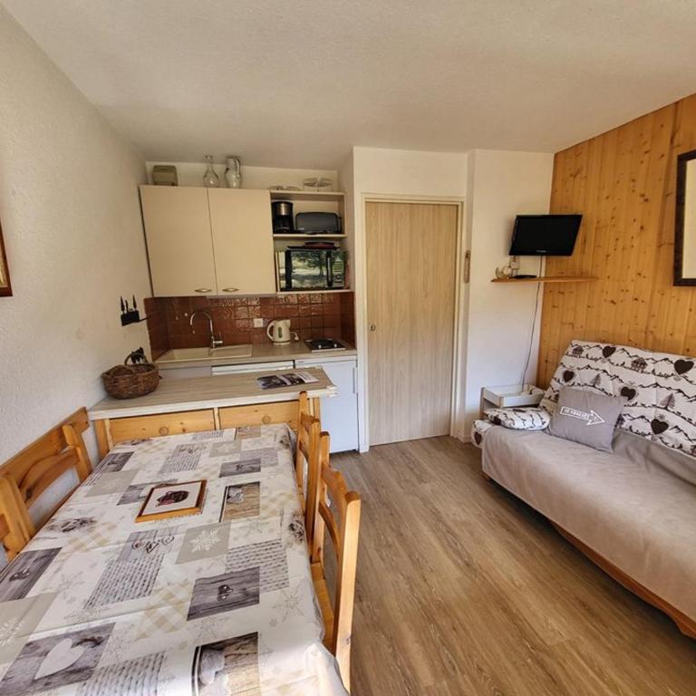 Appartement cosy balcon vue pistes - 4 pers. - FR-1-266-274 - Apartamento - 1