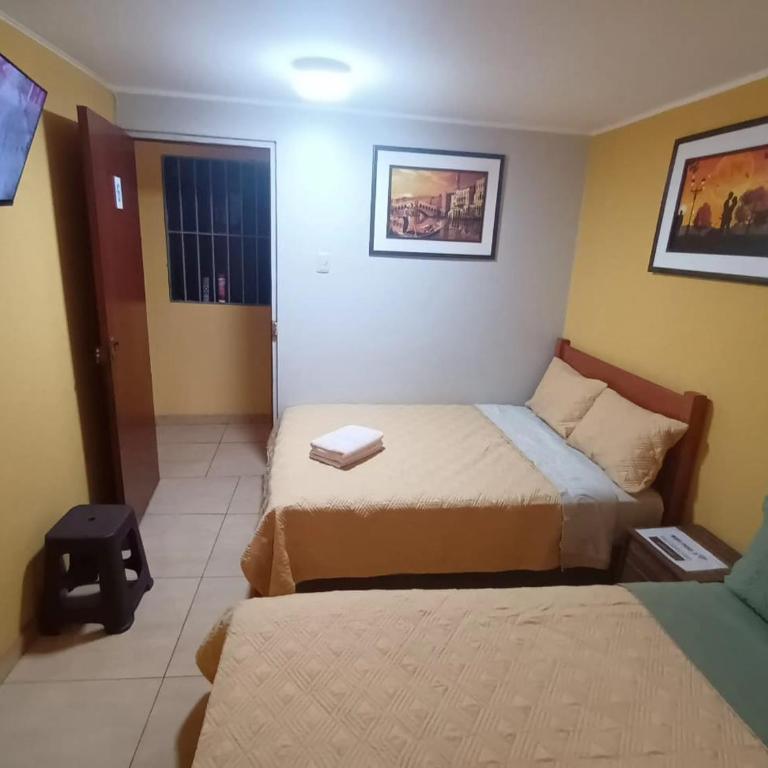 Across from Lima Airport - A y J Familia - Habitación Doble Superior - 7