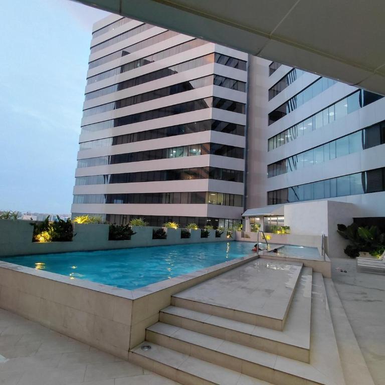Suite Millennium de lujo balcón piscina y parqueo MILL-603 - Apartamento de 1 dormitorio con vistas a la ciudad - 5