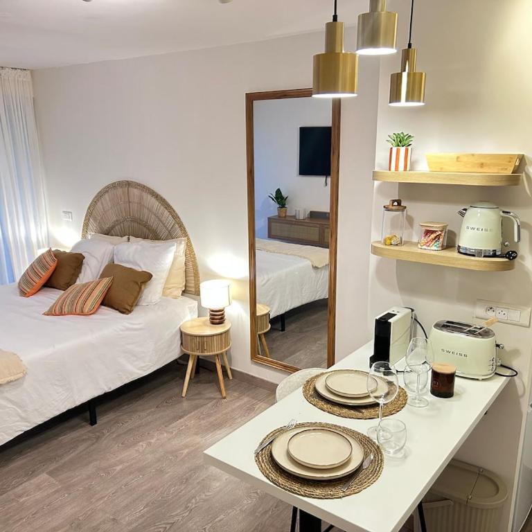 Le Cocon du Cap Brun Jardin privatif plages à pieds parking gratuit - Apartment mit 1 Schlafzimmer - 3