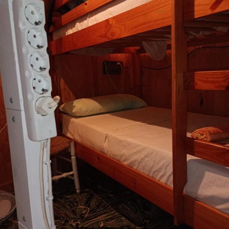 Guesthouse Dénia - Cama en habitación compartida mixta de 4 camas - 11