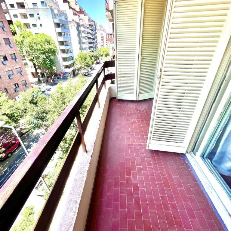 Depto Amplio en Nueva Cordoba a Mts de Ulton y Patio Olmos - Two-Bedroom Apartment - 1