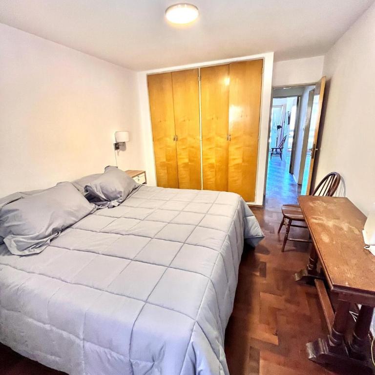 Depto Amplio en Nueva Cordoba a Mts de Ulton y Patio Olmos - Two-Bedroom Apartment - 4