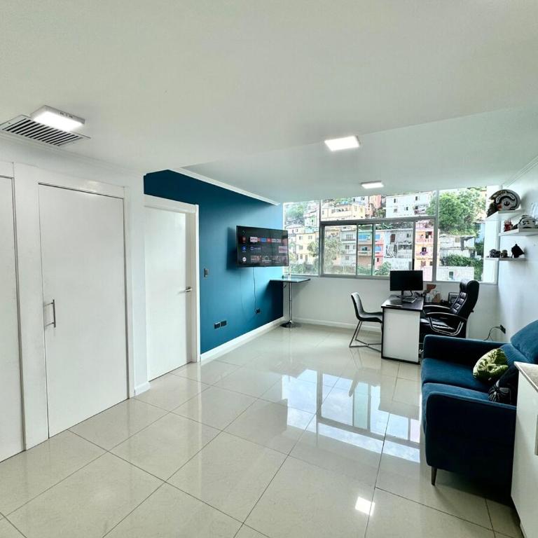 Elegante oficina suite vista al cerro y piscina RF1-1308 - One-Bedroom Apartment - 4