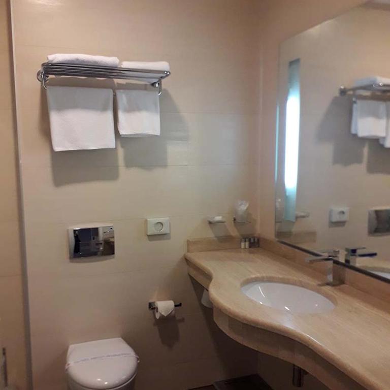 Hotel 1000 Ruza - Deluxe Double Room - 6