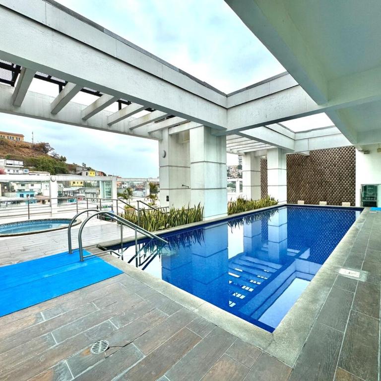 Suite con vista panorámica al río y jacuzzi RF2-306 - One-Bedroom Apartment with River View - 9