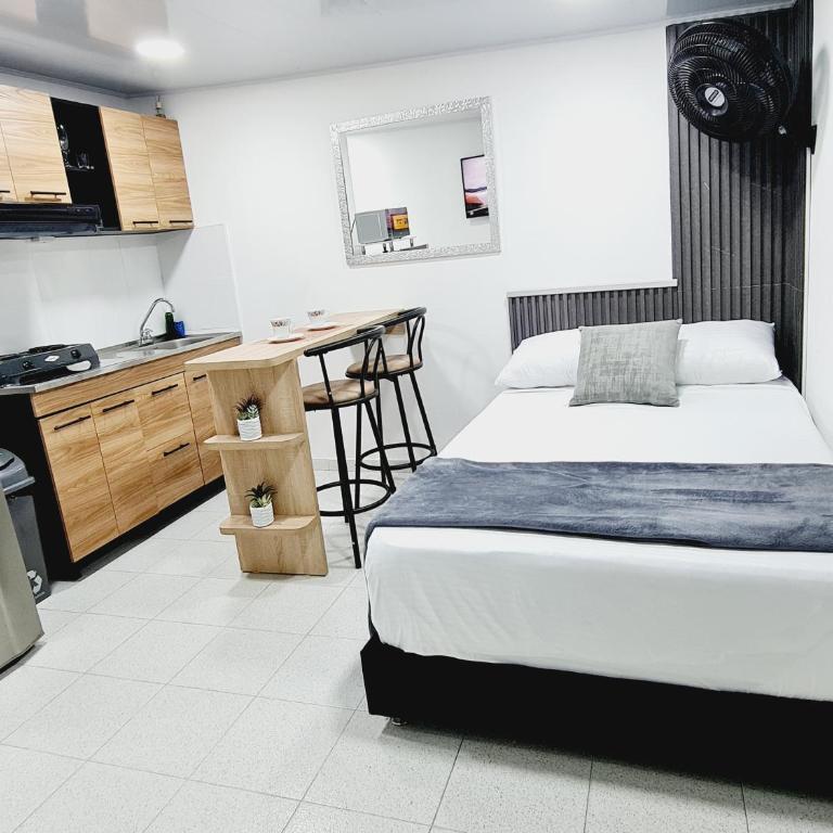 New Cozy Apartment in the Poblado, San Lucas - Apartment 207B - 6