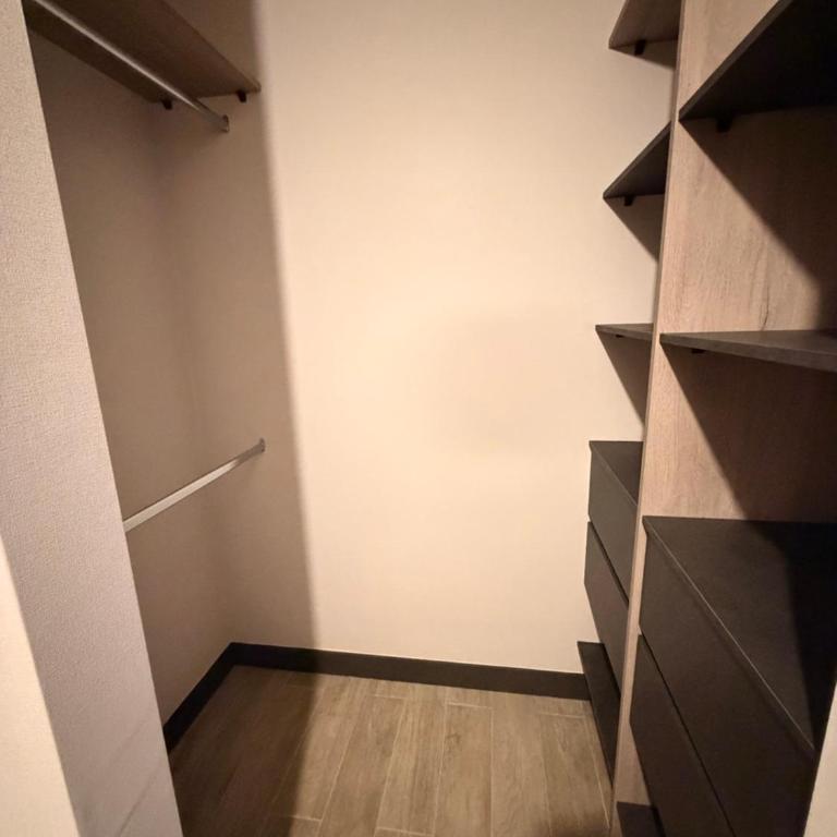 Rotonda Atenas cerca Mall Los Dominicos - One-Bedroom Apartment - 2