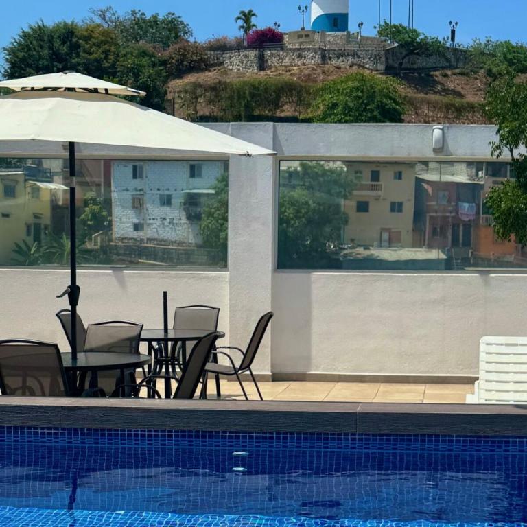 Suite con balcón vista al río en Puerto Santa Ana RF1-304 - One-Bedroom Apartment with Balcony - 6