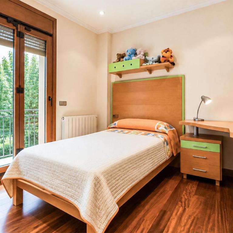 Nice Home In Murcia With Private Swimming Pool, Can Be Inside Or Outside - Casa de 5 dormitorios - 8