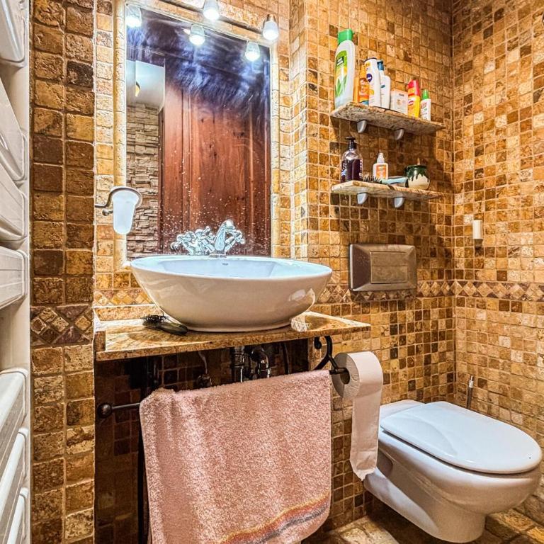 Nice Home In Murcia With Private Swimming Pool, Can Be Inside Or Outside - Casa de 5 dormitorios - 18