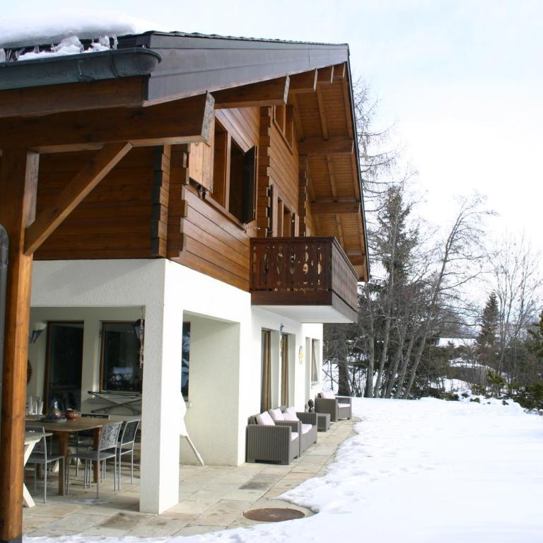 Chalet Domaine de la Famille te Arbaz - Ferienhaus - 3