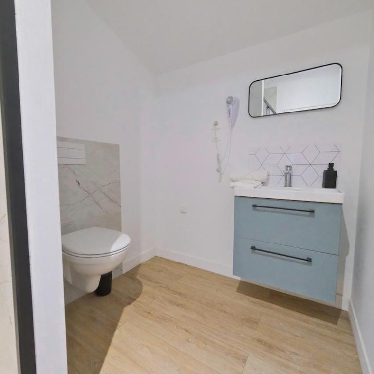 Montreal - 5 bedrooms - Air conditioning - Villa - 20