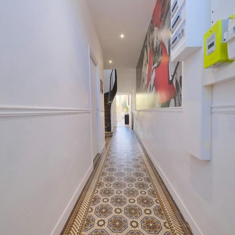 Montreal - 5 bedrooms - Air conditioning - Villa - 31
