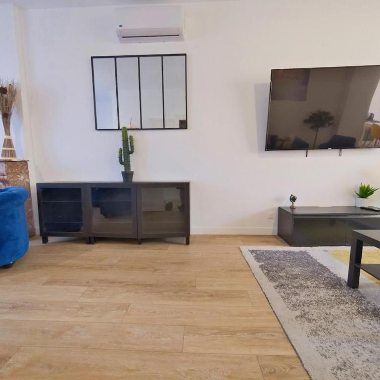 Montreal - 5 bedrooms - Air conditioning - Villa - 44
