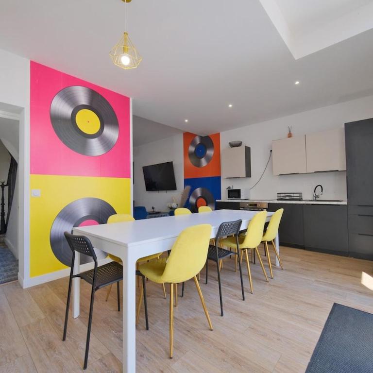 Montreal - 5 bedrooms - Air conditioning - Villa - 58