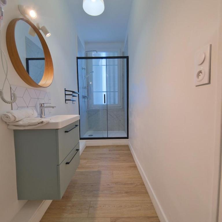 Montreal - 5 bedrooms - Air conditioning - Villa - 67