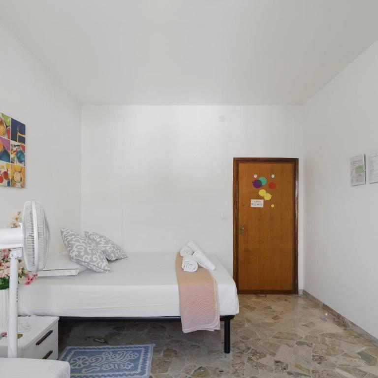 Aaron Guest House - Superior Apartment mit Balkon - 14