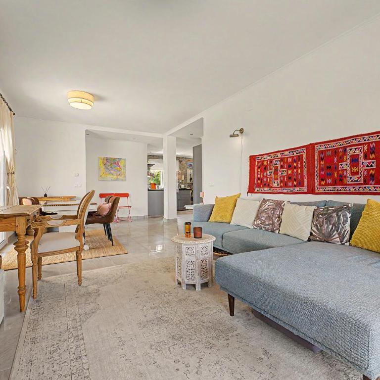 Casa Luz - Two-Bedroom Deluxe Apartment with Ocean View - 4