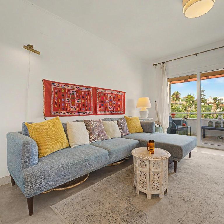 Casa Luz - Two-Bedroom Deluxe Apartment with Ocean View - 3
