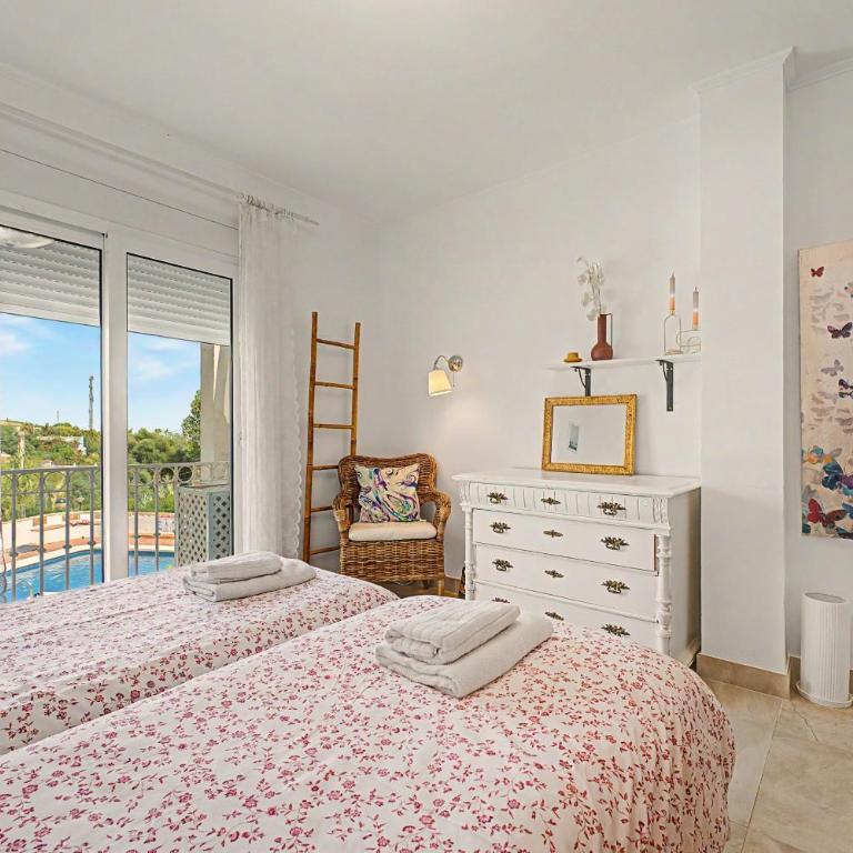 Casa Luz - Two-Bedroom Deluxe Apartment with Ocean View - 19
