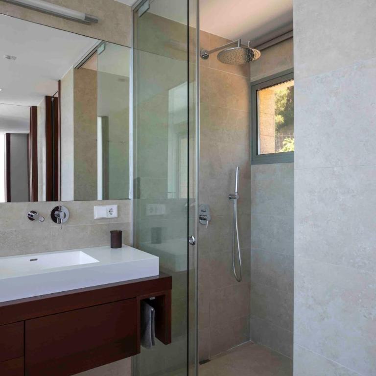 Modern villa a short walk from Javea s Old Town - Apartment - 21