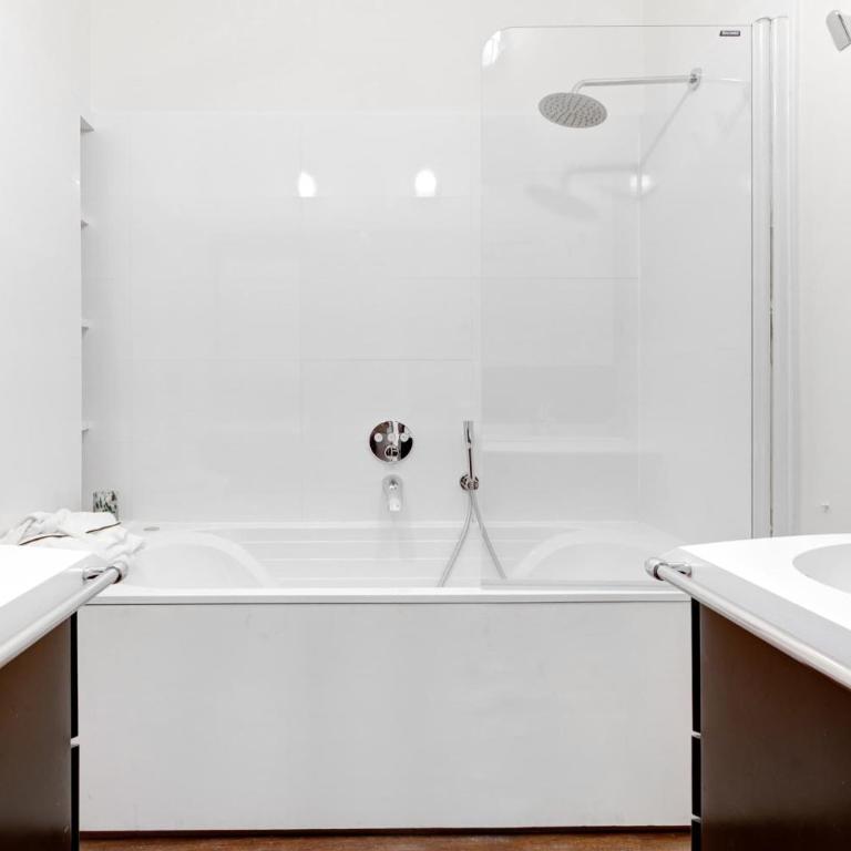 BnBNova - 3BR 2BA - Place de la Republique - Appartement - 30