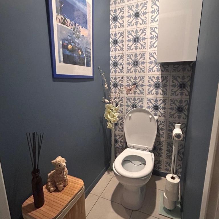 Charming comfortable 1-bedroom apartment with balcony & Wi-Fi - Appartement 2 Chambres - 6