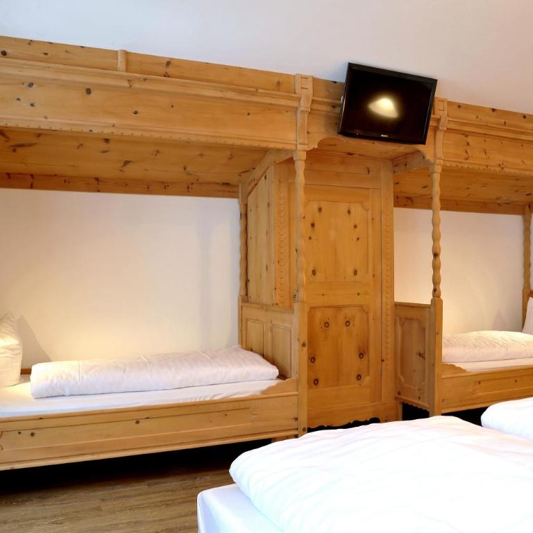 Hotel Märzenklamm Stumm im Zillertal - Familienzimmer mit Bergblick - 1