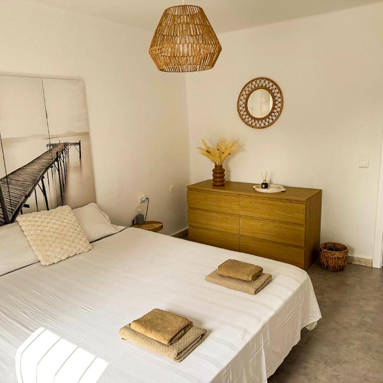 La Chinita - Three-Bedroom Home - 35