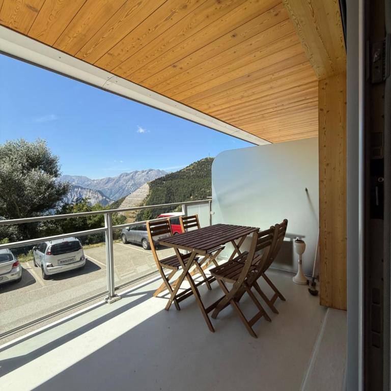 Alpe d'Huez Le Majestic 2 skis aux pied - Appartement 1 Chambre - 16
