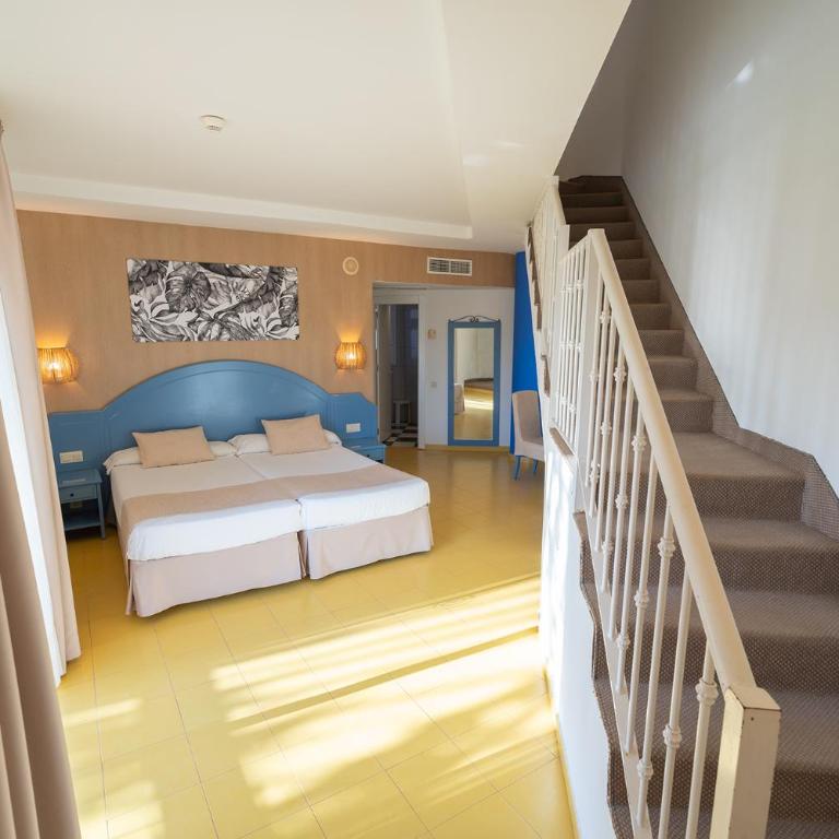 Hotel Drago Park by Pierre & Vacances - Habitación Familiar Superior - 4